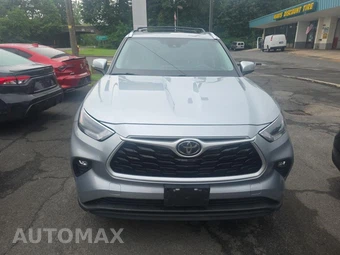 2021 Toyota Highlander XLE – miniatura 2
