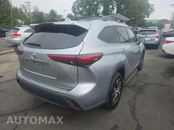 2021 Toyota Highlander XLE – miniatura 4