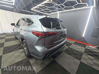 2021 Toyota Highlander XLE - miniatura 2
