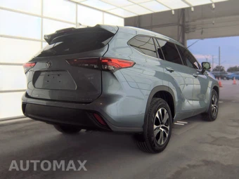 2021 Toyota Highlander XLE - miniatura 4