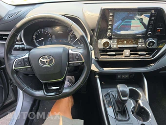 2021 Toyota Highlander XLE - miniatura 10