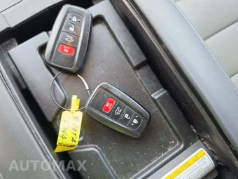 2021 Toyota Highlander XLE - miniatura 8