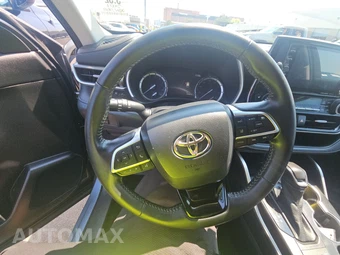 2021 Toyota Highlander XLE – miniatura 10
