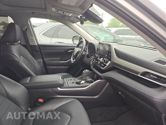 2021 Toyota Highlander XLE - miniatura 8