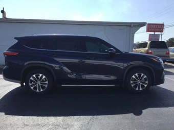 2021 Toyota Highlander XLE - miniatura 7