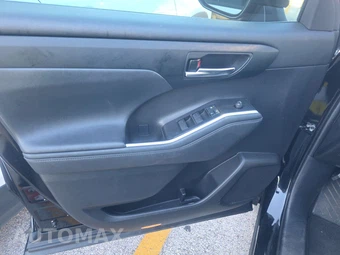 2021 Toyota Highlander XLE – miniatura 9