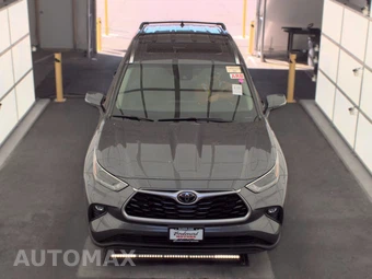2021 Toyota Highlander XLE - miniatura 2