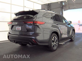 2021 Toyota Highlander XLE - miniatura 4