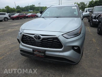 2021 Toyota Highlander XLE – miniatura 2