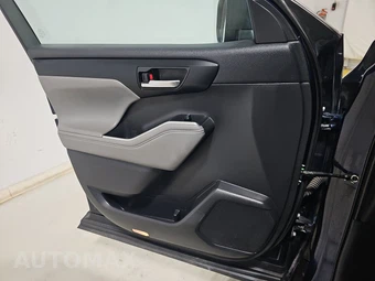 2021 Toyota Highlander XLE - miniatura 9