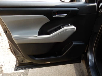 2021 Toyota Highlander XLE - miniatura 25