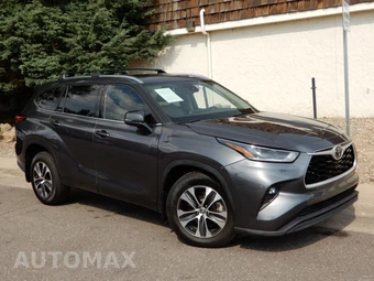 2021 Toyota Highlander XLE - miniatura 3