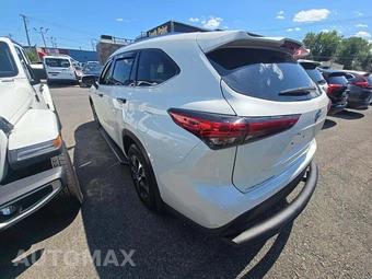 2021 Toyota Highlander XLE – miniatura 2