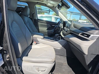 2021 Toyota Highlander XLE – miniatura 8