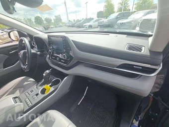 2021 Toyota Highlander XLE - miniatura 17