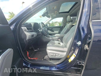 2021 Toyota Highlander XLE - miniatura 3