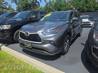 2021 Toyota Highlander XLE
