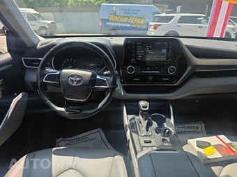2021 Toyota Highlander XLE – miniatura 14