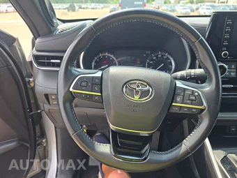 2021 Toyota Highlander XSE - miniatura 10