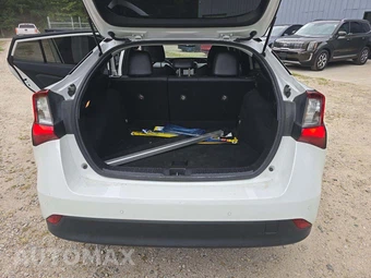2021 Toyota Prius 20th Anniversary Edition - miniatura 11