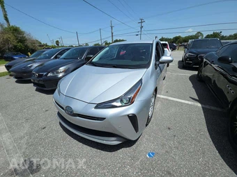 2021 Toyota Prius LE