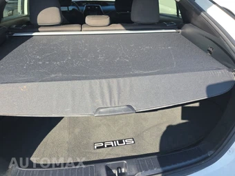 2021 Toyota Prius LE – miniatura 16