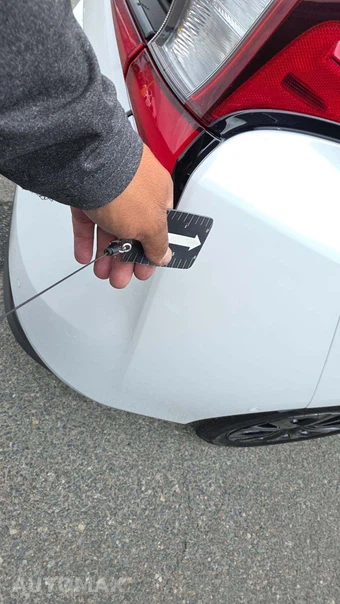 2021 Toyota Prius LE – miniatura 29