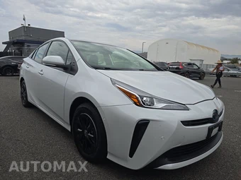 2021 Toyota Prius LE – miniatura 3