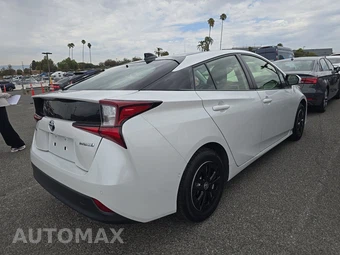 2021 Toyota Prius LE – miniatura 4