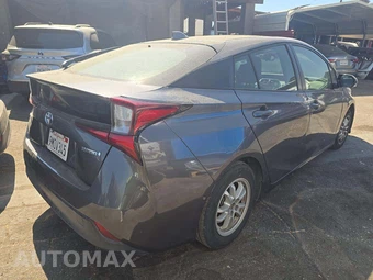 2021 Toyota Prius LE - miniatura 3