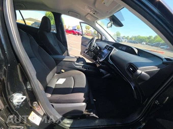 2021 Toyota Prius LE - miniatura 18