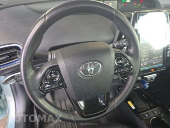 2021 Toyota Prius Limited – miniatura 10