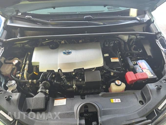 2021 Toyota Prius Limited – miniatura 15
