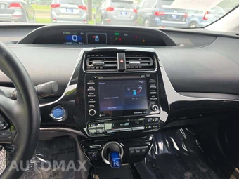 2021 Toyota Prius Prime LE – miniatura 10