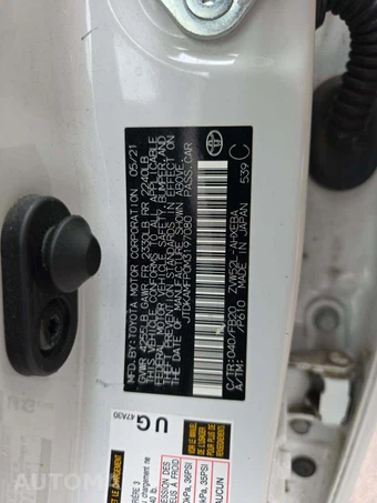 2021 Toyota Prius Prime LE – miniatura 5