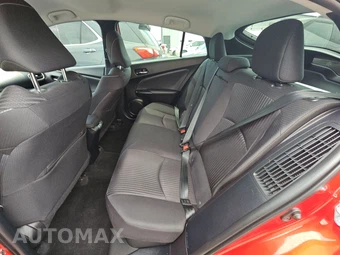 2021 Toyota Prius Prime LE - miniatura 13