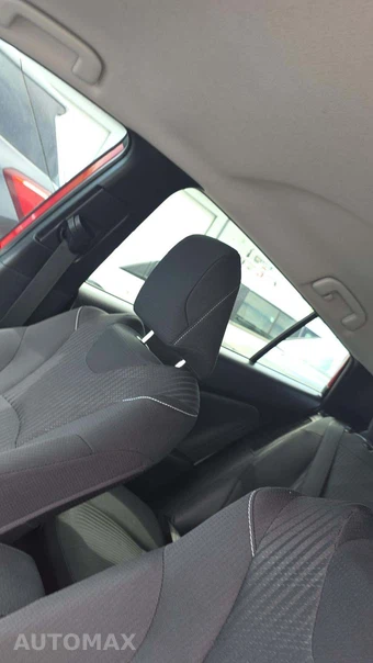 2021 Toyota Prius Prime LE - miniatura 20