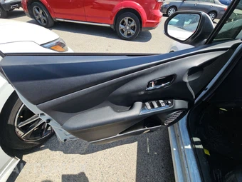 2021 Toyota Prius Prime Limited - miniatura 9
