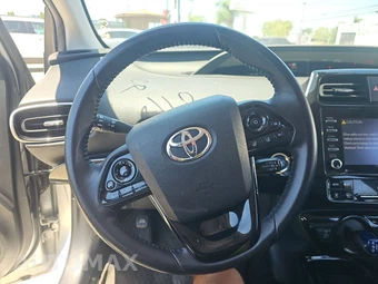 2021 Toyota Prius XLE – miniatura 10