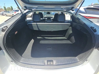 2021 Toyota Prius XLE – miniatura 16