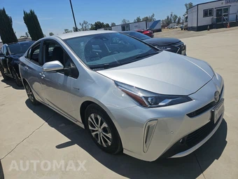 2021 Toyota Prius XLE – miniatura 3