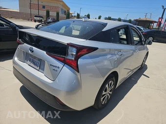 2021 Toyota Prius XLE – miniatura 4