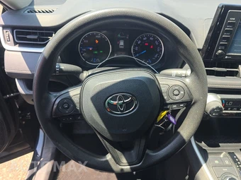 2021 Toyota RAV4 Hybrid LE – miniatura 10