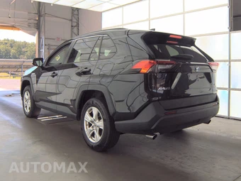 2021 Toyota RAV4 Hybrid LE – miniatura 6