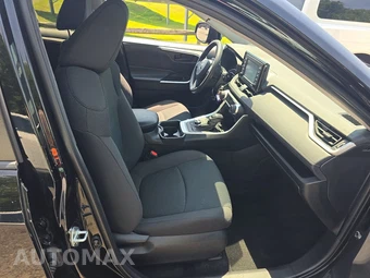 2021 Toyota RAV4 Hybrid LE – miniatura 8