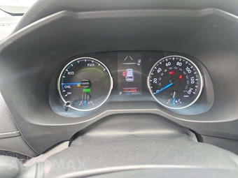 2021 Toyota RAV4 Hybrid LE - miniatura 9
