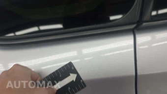 2021 Toyota RAV4 Hybrid LE - miniatura 23