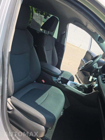 2021 Toyota RAV4 Hybrid LE - miniatura 18