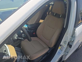 2021 Toyota RAV4 Hybrid LE - miniatura 3