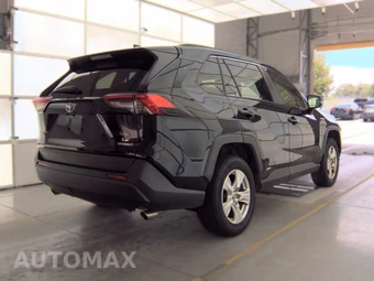 2021 Toyota RAV4 Hybrid LE - miniatura 4